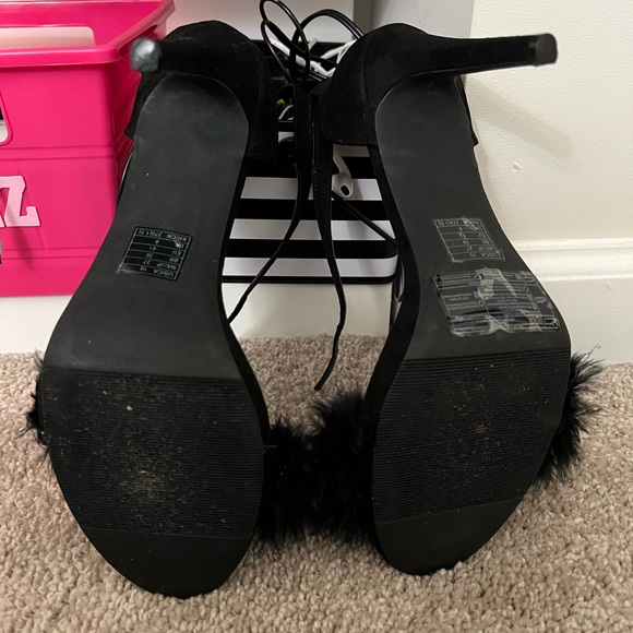 Open toe fluffy heel - Picture 4 of 5